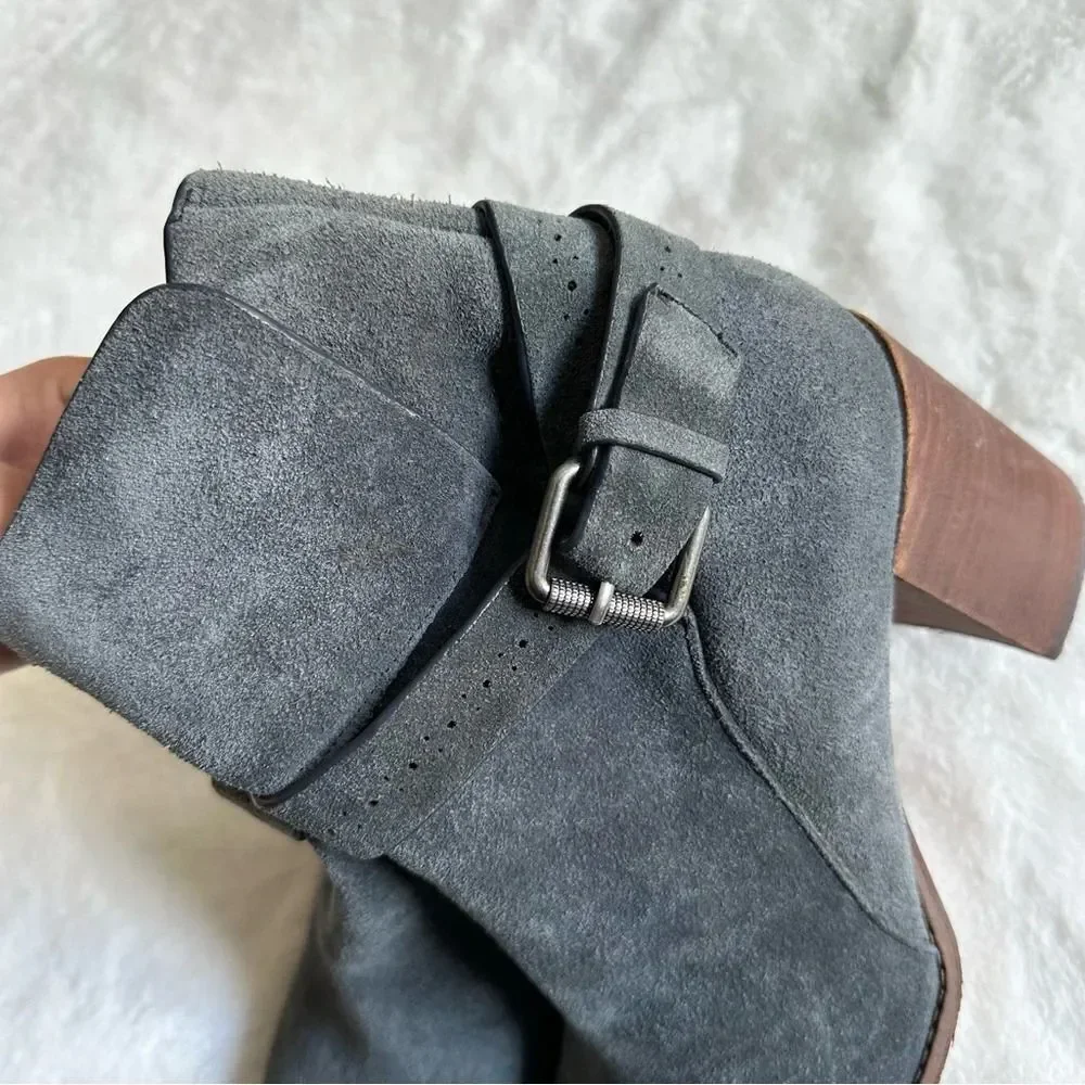 Splendid Women’s Callen Suede Buckle Ankle Bootie Size 9